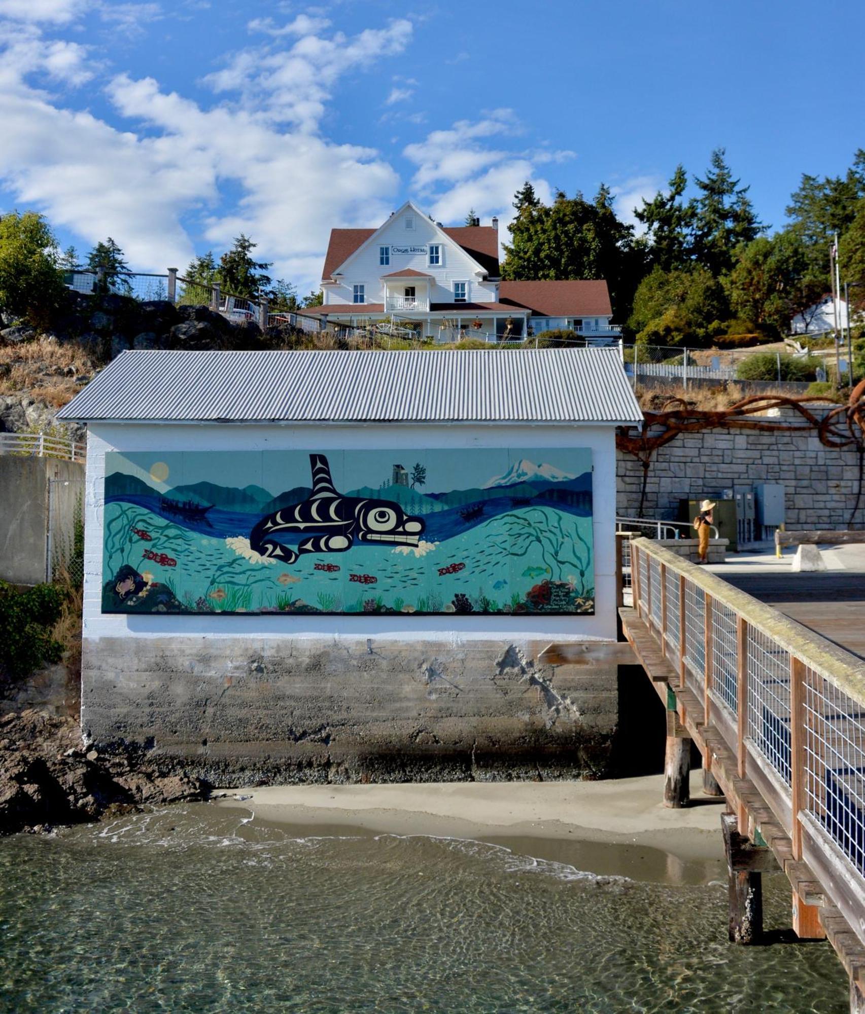 Orcas Hotel Exterior photo